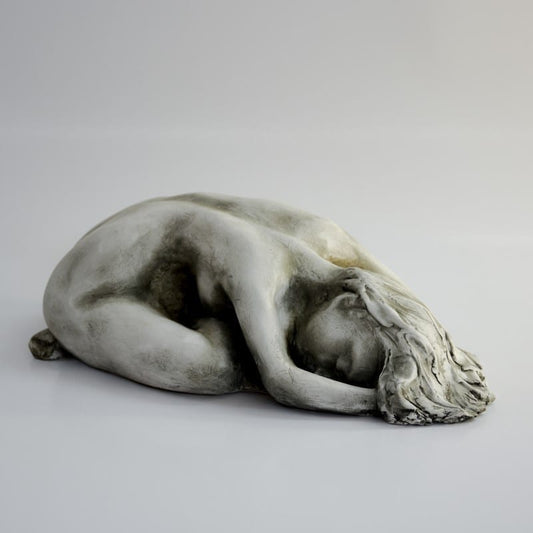 Ležeči ženski akt - Joga